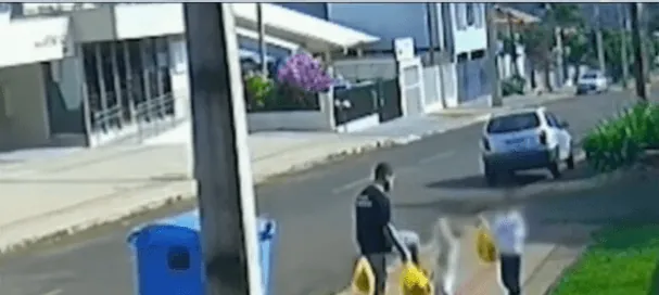 Promotoria denuncia homem que chutou filha por tortura e lesão corporal