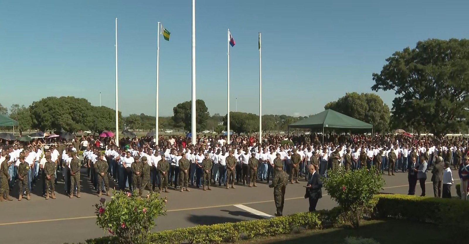 Mulheres são incorporadas às Forças Armadas pelo serviço militar | G1