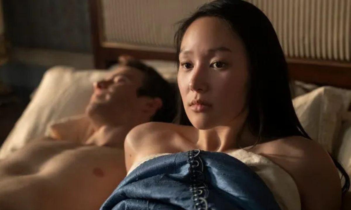 Atriz revela consequência inesperada após cena de sexo em Bridgerton