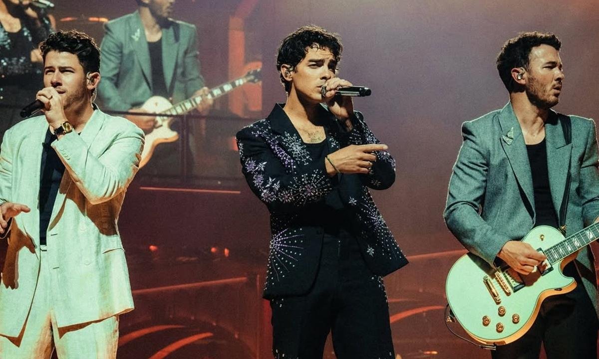 Jonas Brothers anunciam show no Brasil: veja data e local