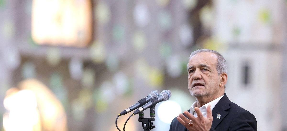 Irã se prepara para início de negociações com EUA sobre programa nuclear