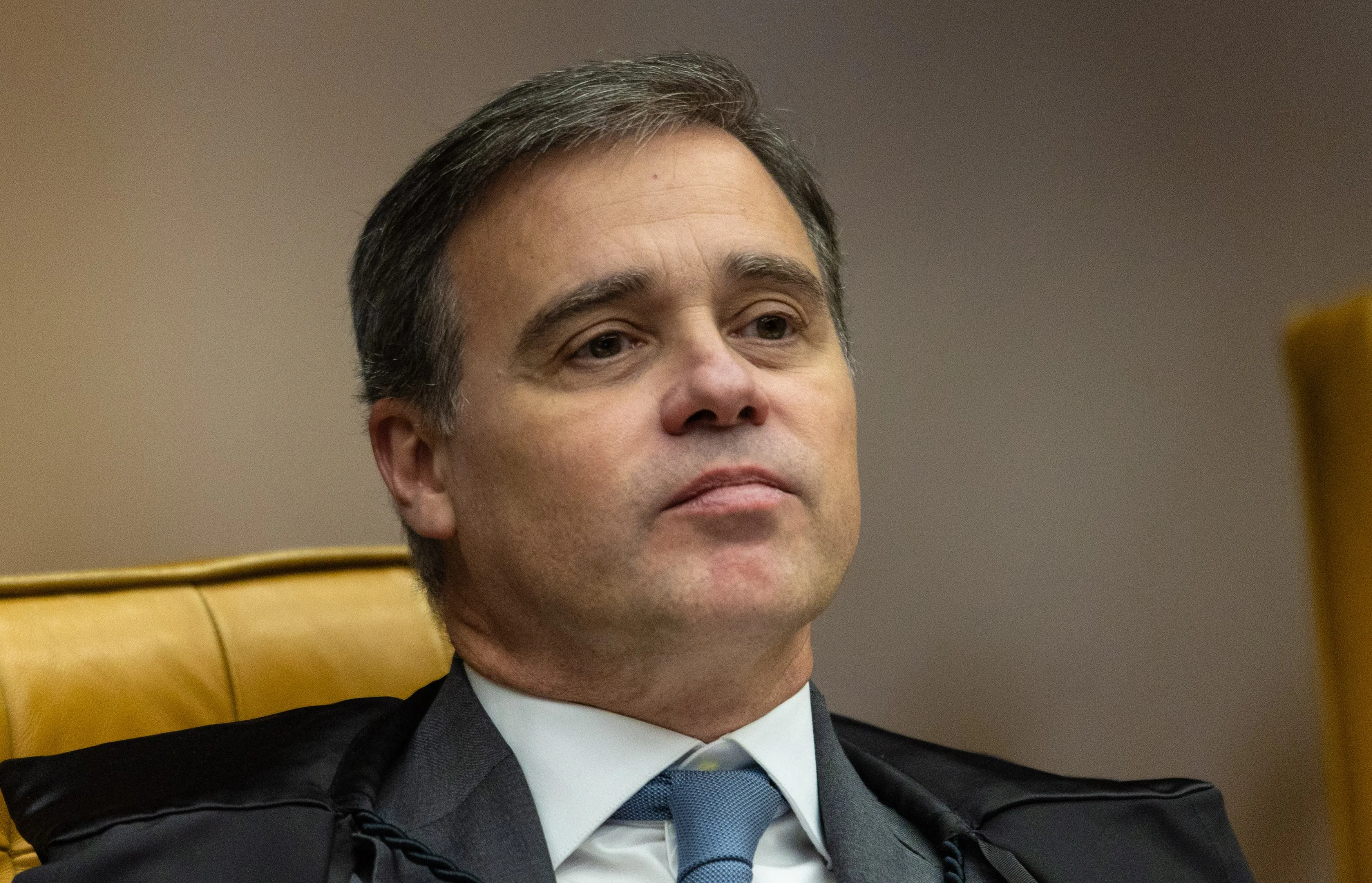 André Mendonça diz que ministro do STF tem ‘bom salário’, mas 'não vive sem preocupações financeiras'