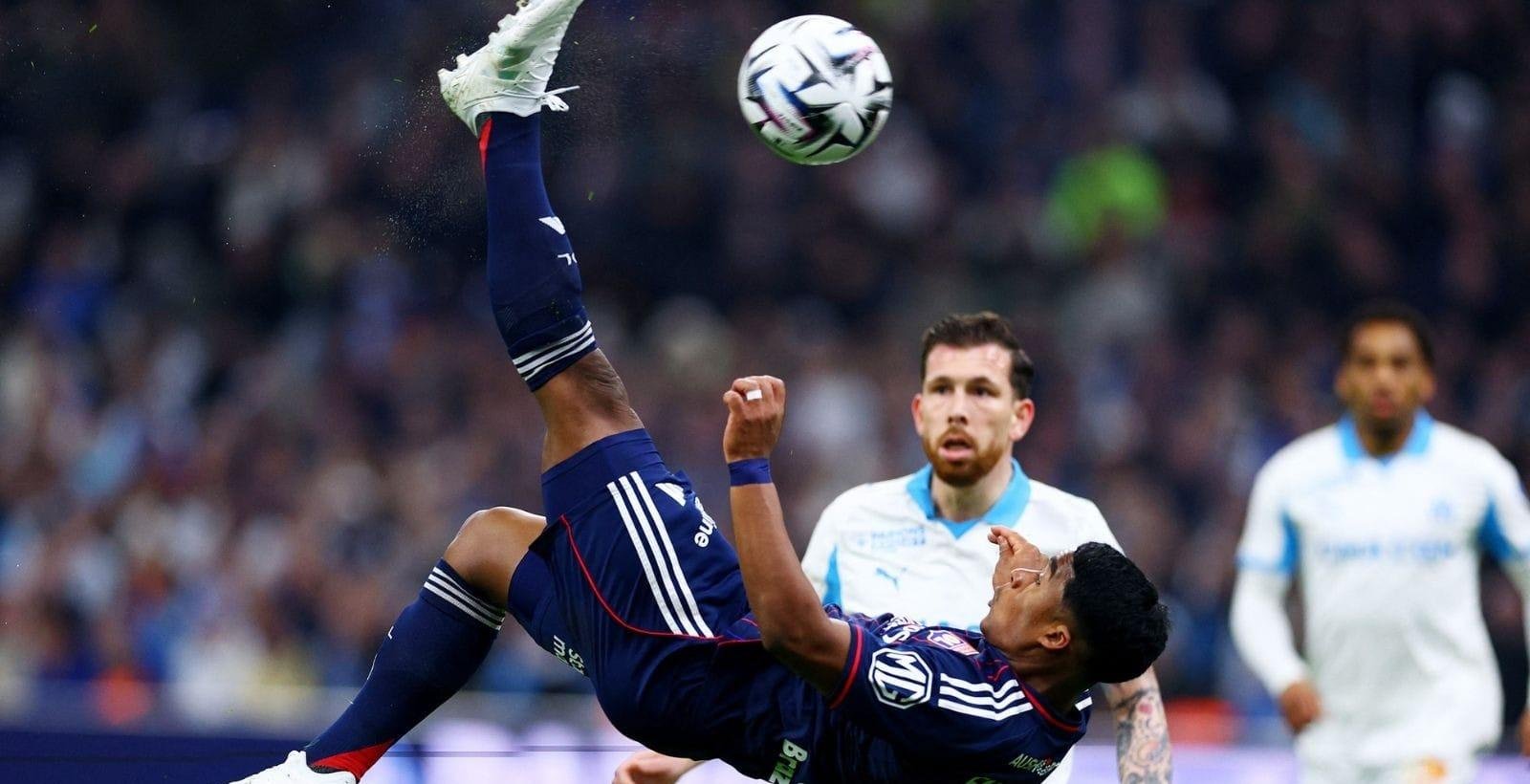 Endrick encanta imprensa internacional após boa atuação: "Elite Mundial"