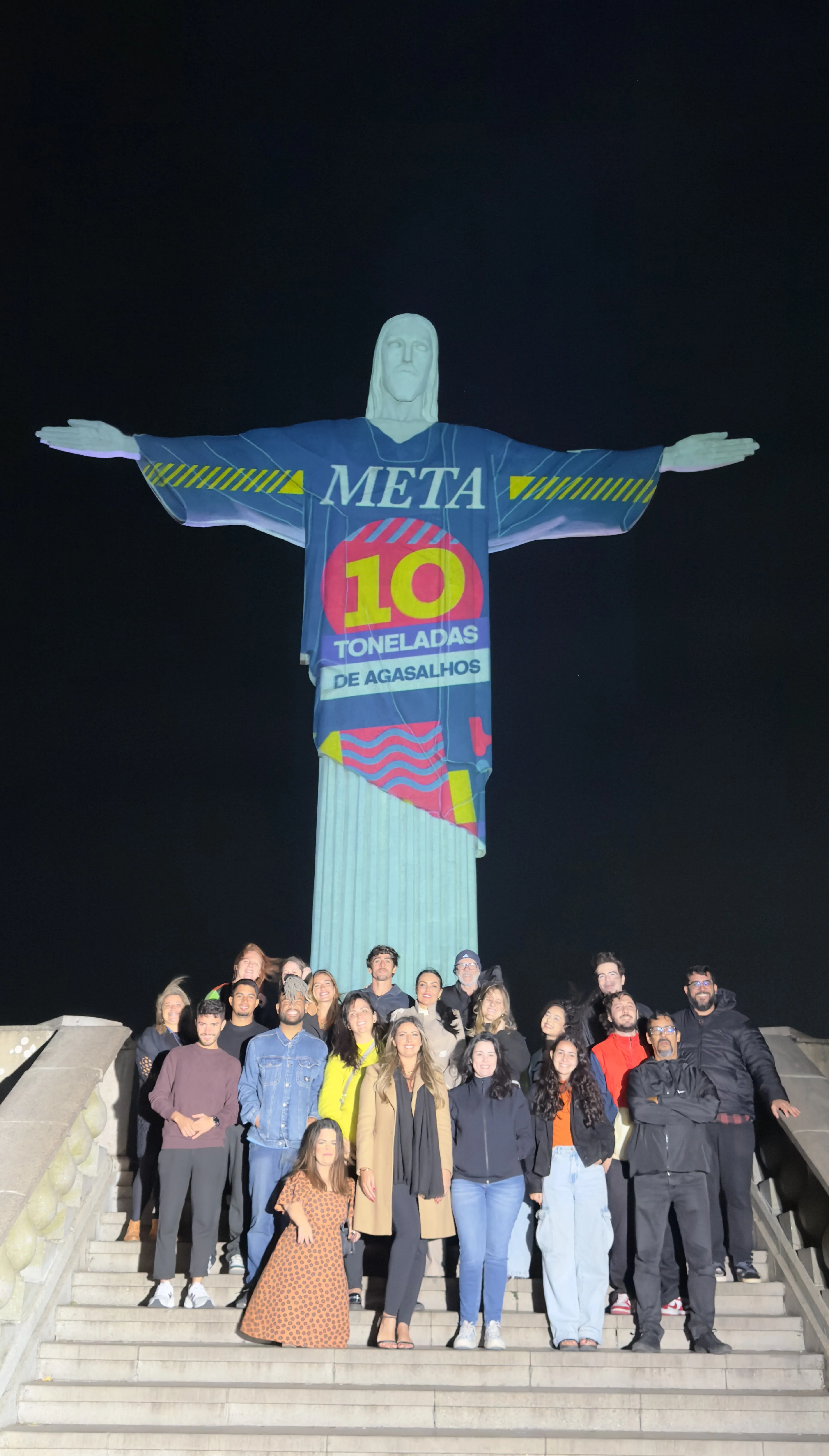 Campanha do Agasalho 2026 dá meia-entrada no Festival de Inverno Rio para quem doar roupas de frio; veja como participar