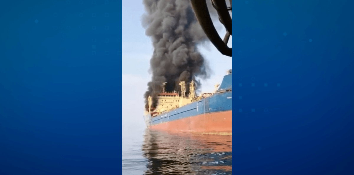 Forças Armadas dos EUA dizem ter afundado navio iraniano no Golfo de Omã