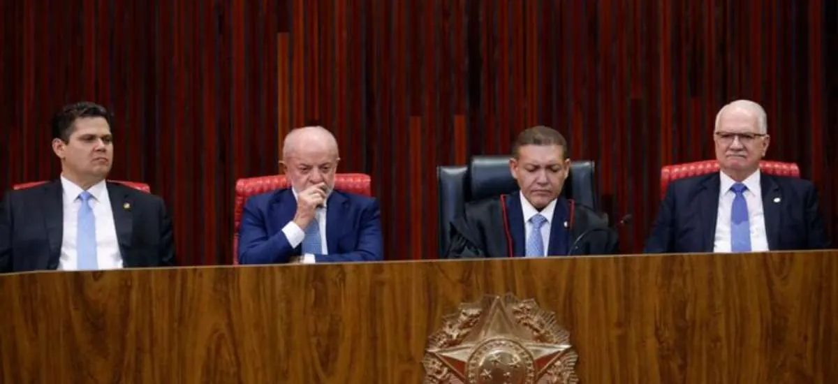 TSE manda retirar publicações com promoção pessoal de Lula dos canais oficiais do governo