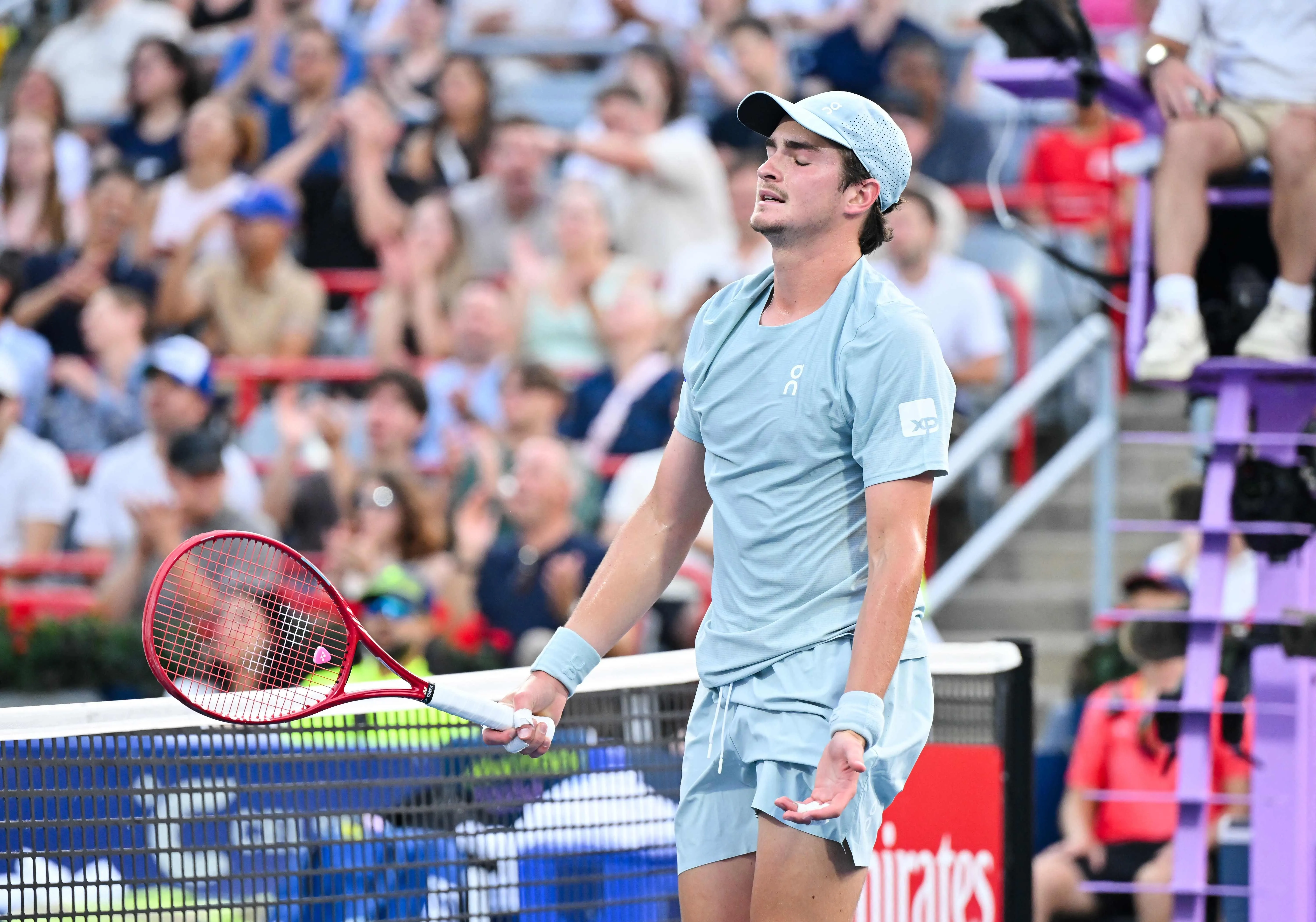 João Fonseca retorna ao Rio para tratar lesão no abdômen e aguarda recuperação até o US Open
