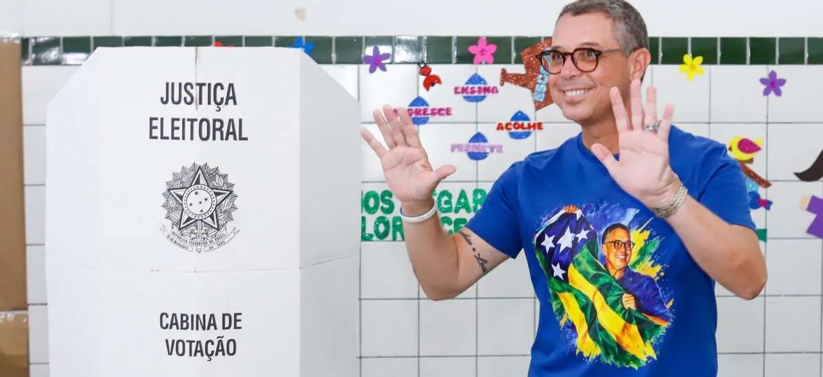 Fábio Mitidieri é reeleito governador de Sergipe no 1º turno