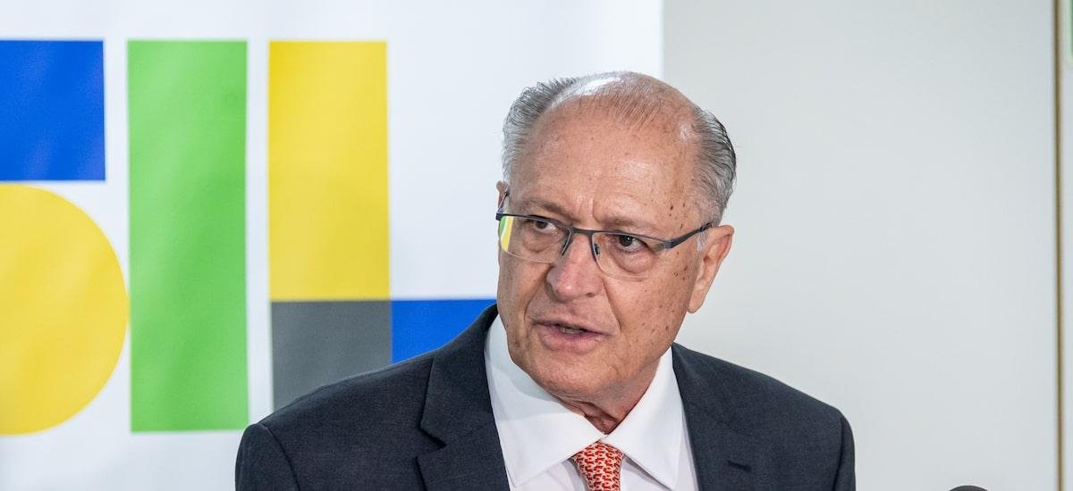 Quase 50% das exportações brasileiras aos EUA escapam de tarifas adicionais, contabiliza Mdic