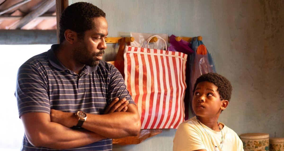 Menino de 11 anos celebra trabalho em filme premiado com Lázaro Ramos | G1