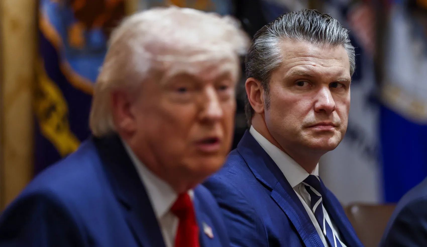 Após relato de bate-boca, Trump diz que está 'extremamente contente' com trabalho de secretário de Guerra
