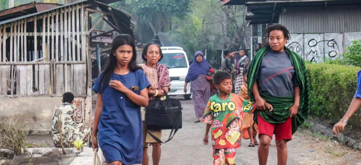 Indonésia contabiliza estragos após terremoto de magnitude 7,7 e teme aumento do número de vítimas