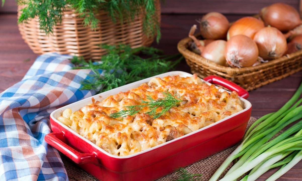 Macarrão na panela de pressão: pronto em minutos e sem sujar louça