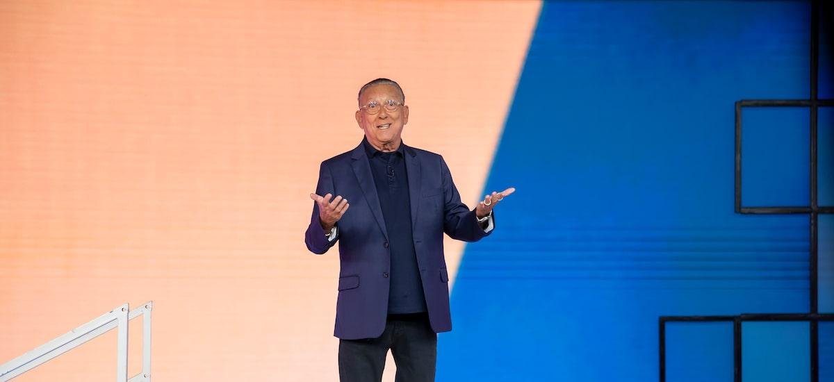 Galvão Bueno detalha novo programa e quer homenagear Silvio Santos: ‘Junção do meu DNA com o do SBT’