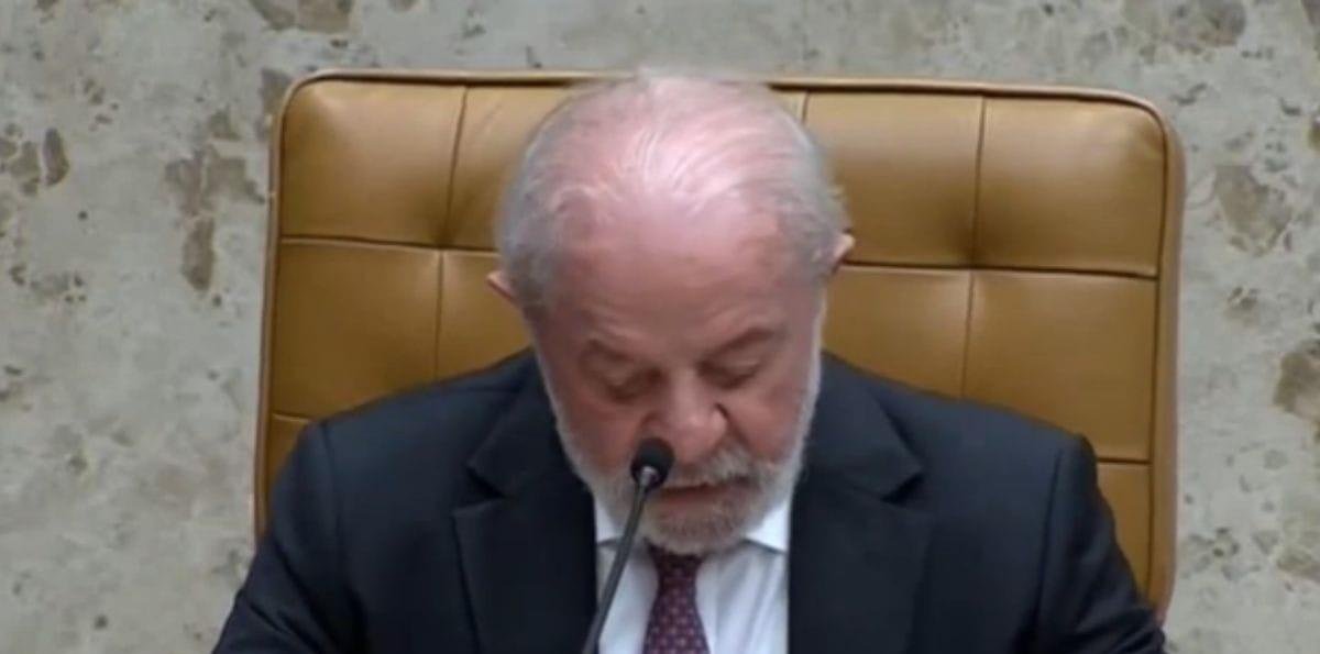 Lula quebra protocolo no STF e diz que Judiciário não busca protagonismo