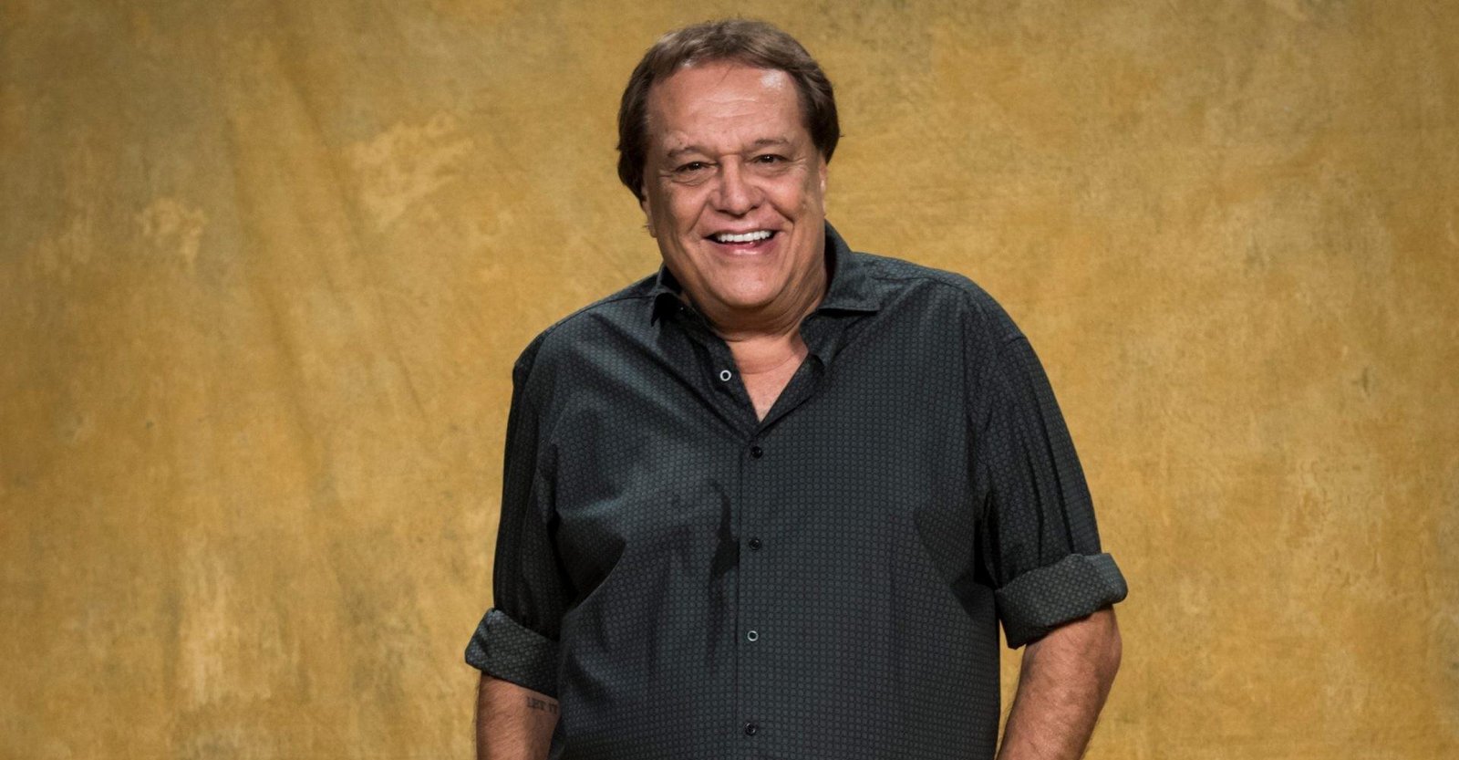 Após morte de Dennis Carvalho, TV Globo muda programação para exibir homenagem ao diretor