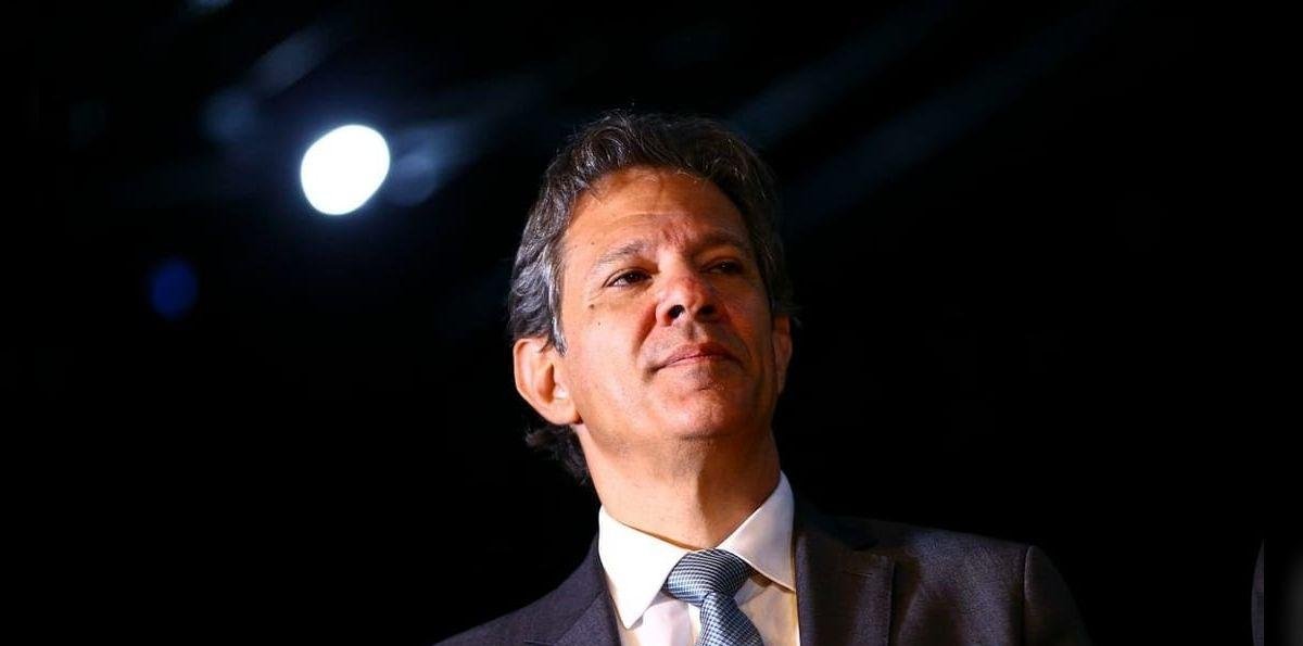 Correios: Haddad diz que privatização não é caminho, mas sim reestruturação