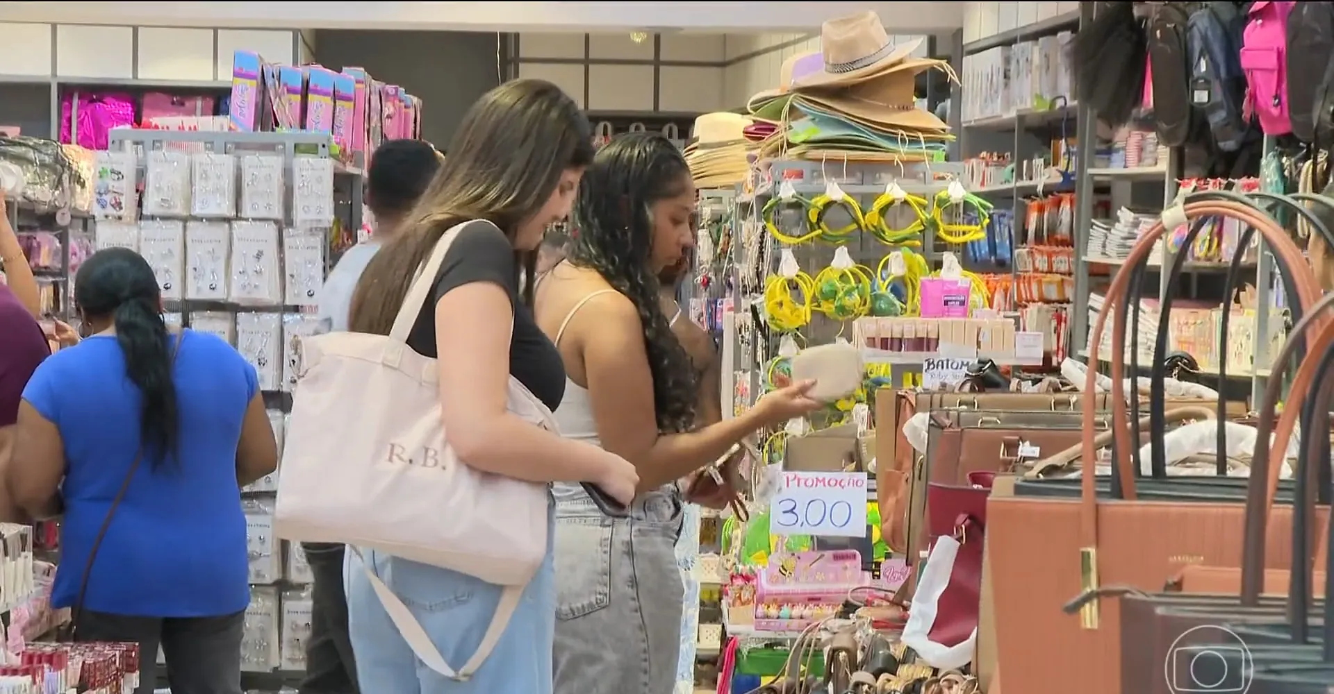 Dia das Mães: um em cada 10 brasileiros vai às compras na véspera da comemoração