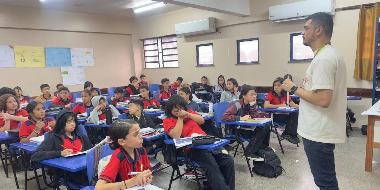 Fundação Rede Amazônica realiza ativação do projeto Conta Um Conto em escolas de Manaus