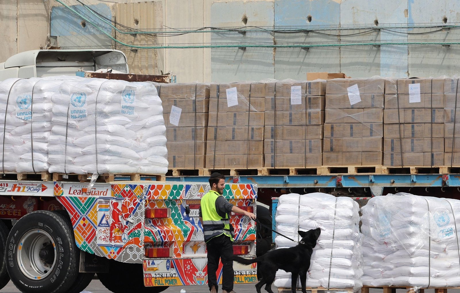 Israel anuncia reabertura de posto na fronteira com a Faixa de Gaza