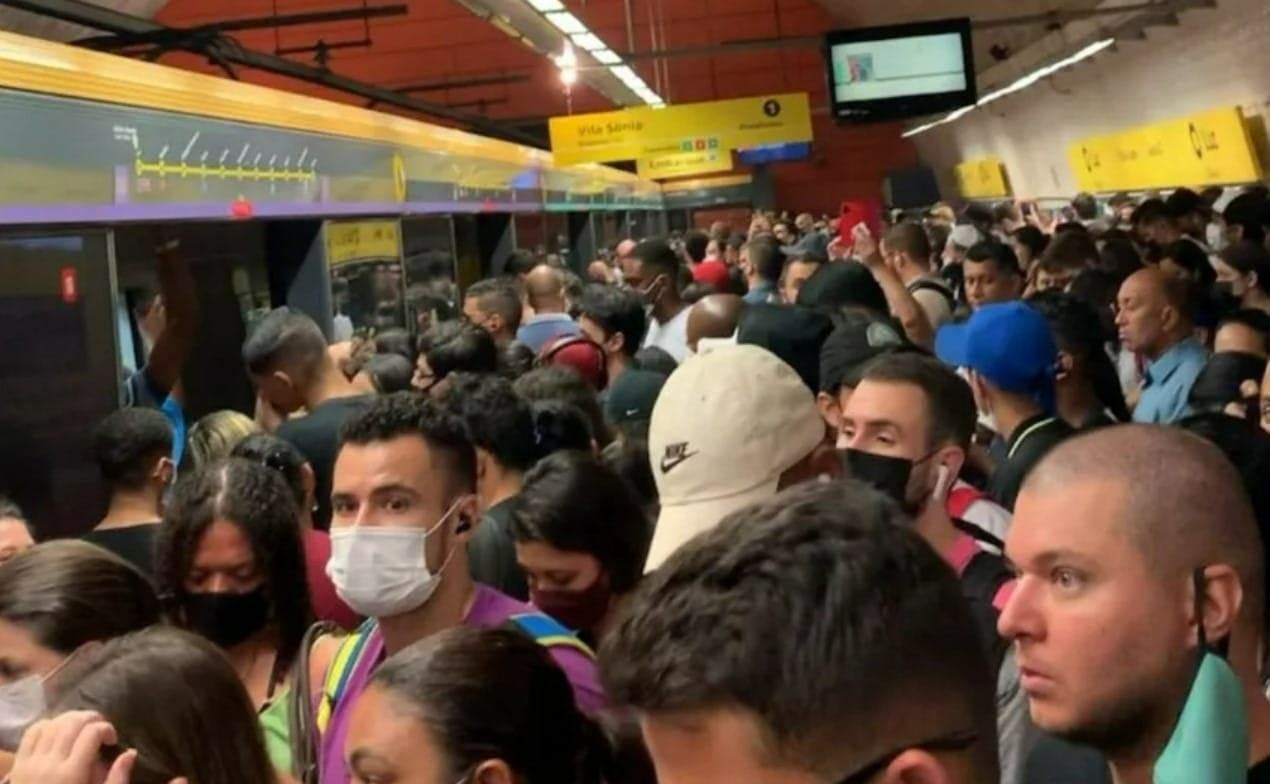 Metrô de São Paulo amplia teste de operação 24 horas aos fins de semana