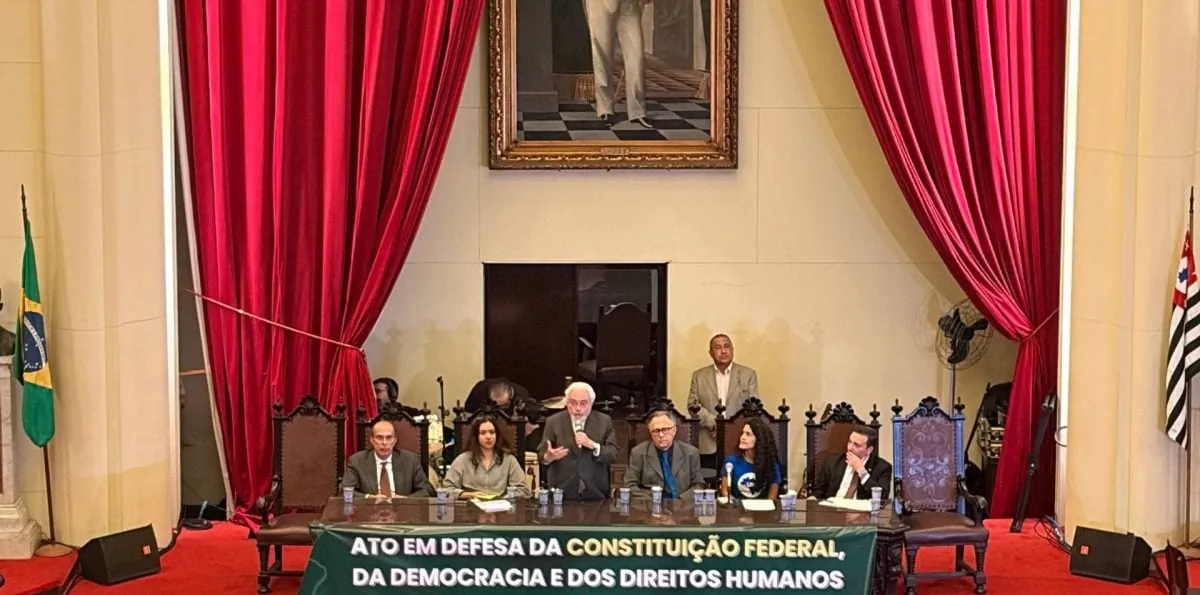 Manifesto na USP defende independência dos Três Poderes