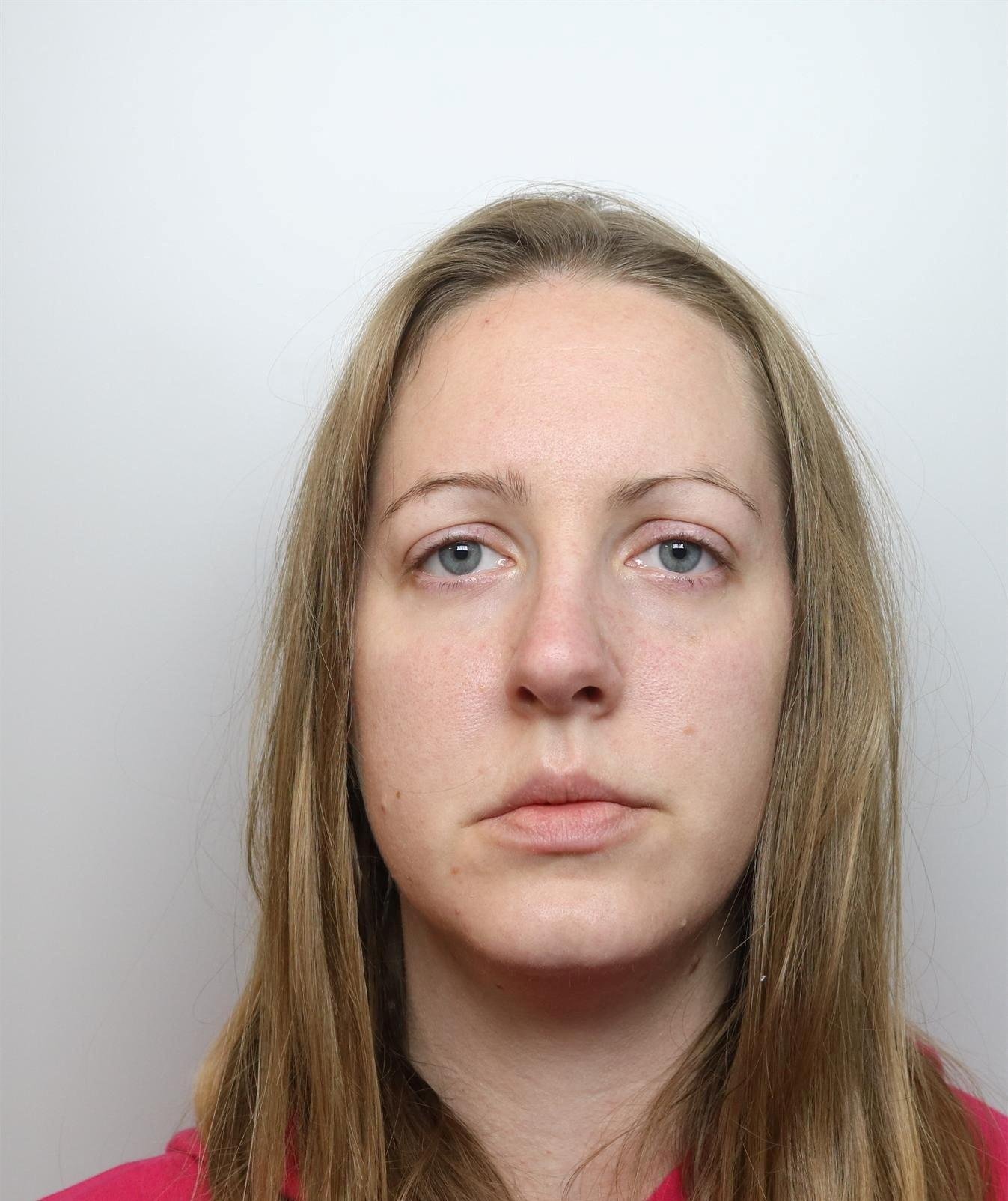 Condenada por matar bebês: documentário sobre caso de enfermeira Lucy Letby gera revolta nos pais dela | G1