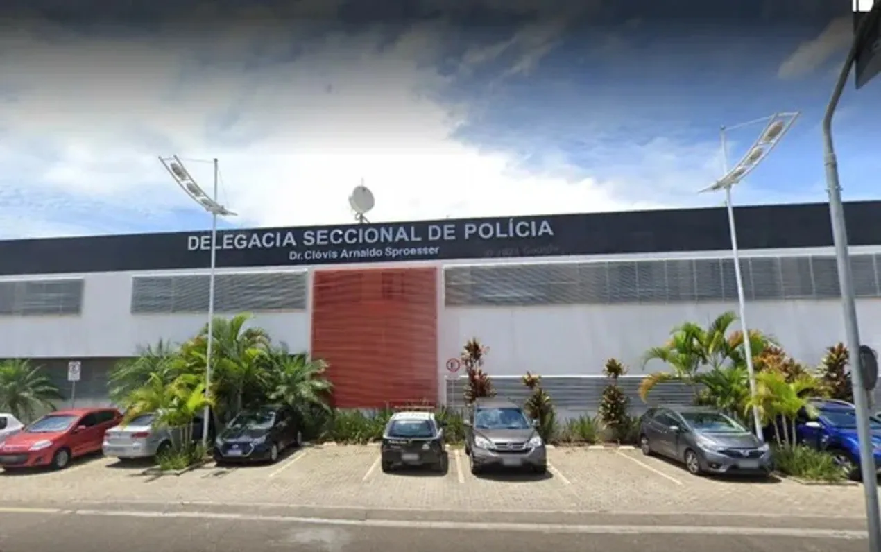 Dupla rouba medicamentos de emagrecimento de farmácia em Jundiaí