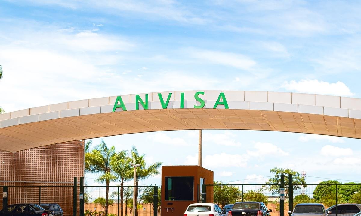 Anvisa suspende suplementos de fábrica parceira da Mais Mu e Dark Lab