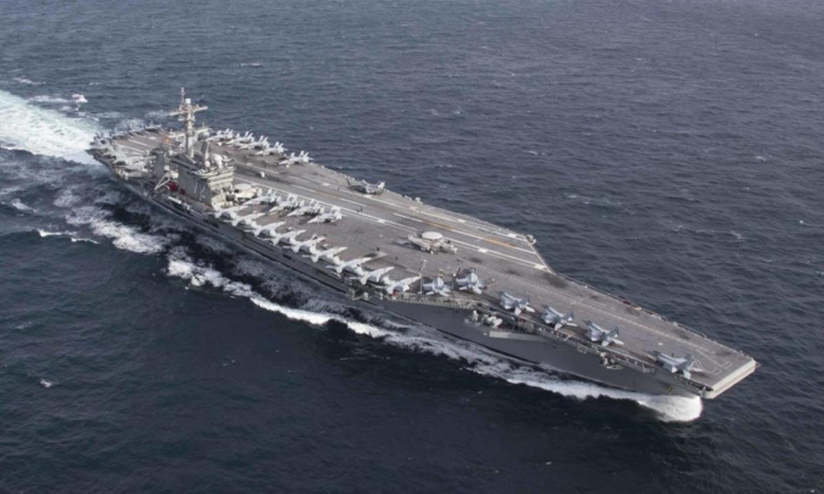 Irã afirma ter atingido o porta-aviões americano USS Abraham Lincoln