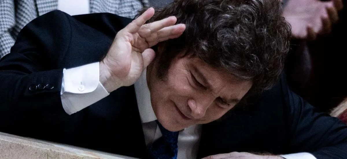 Javier Milei assina decreto para expulsar estrangeiros que ataquem argentinos
