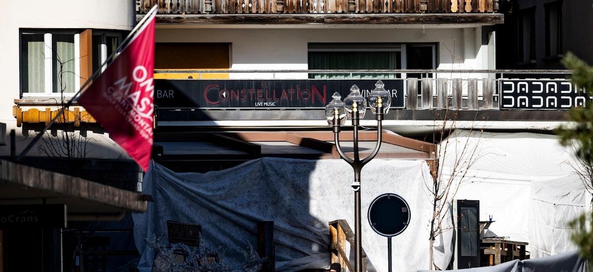 Presidente da Suíça lamenta incêndio que deixou pelo menos 40 mortos nos Alpes Suíços