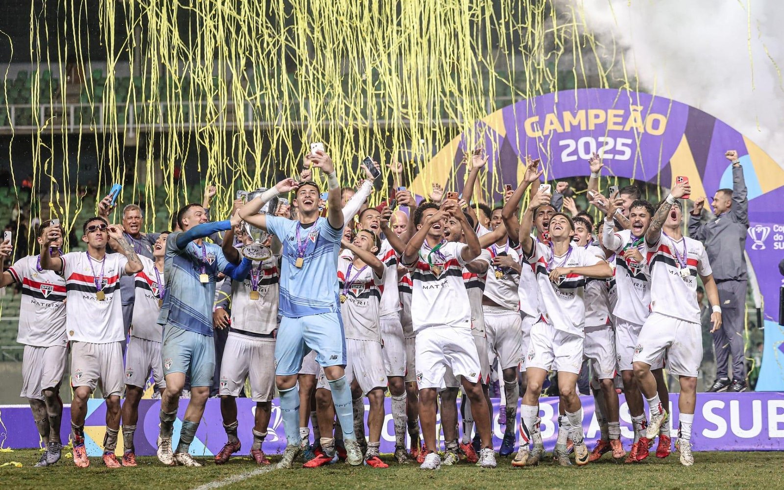 São Paulo vence o América-MG e é pentacampeão da Copa do Brasil Sub-20