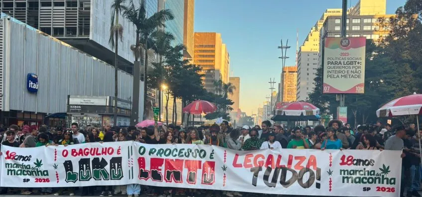 Marcha da Maconha pede regulamentação e critica guerra às drogas