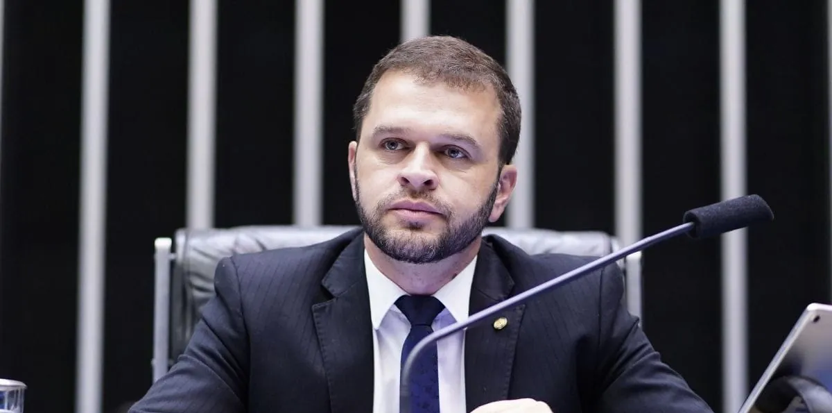 PL escolhe Charlles Evangelista como vice na chapa de Flávio Roscoe em MG