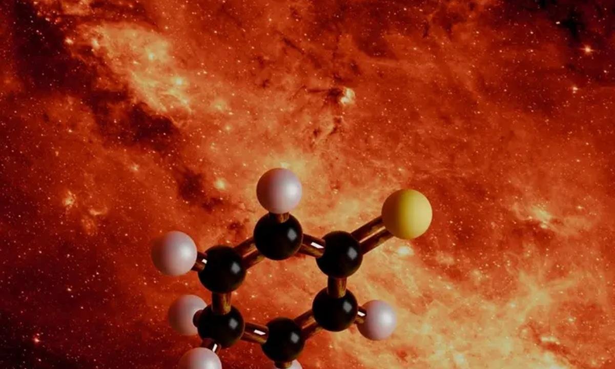Molécula complexa e essencial para a origem da vida é achada no espaço