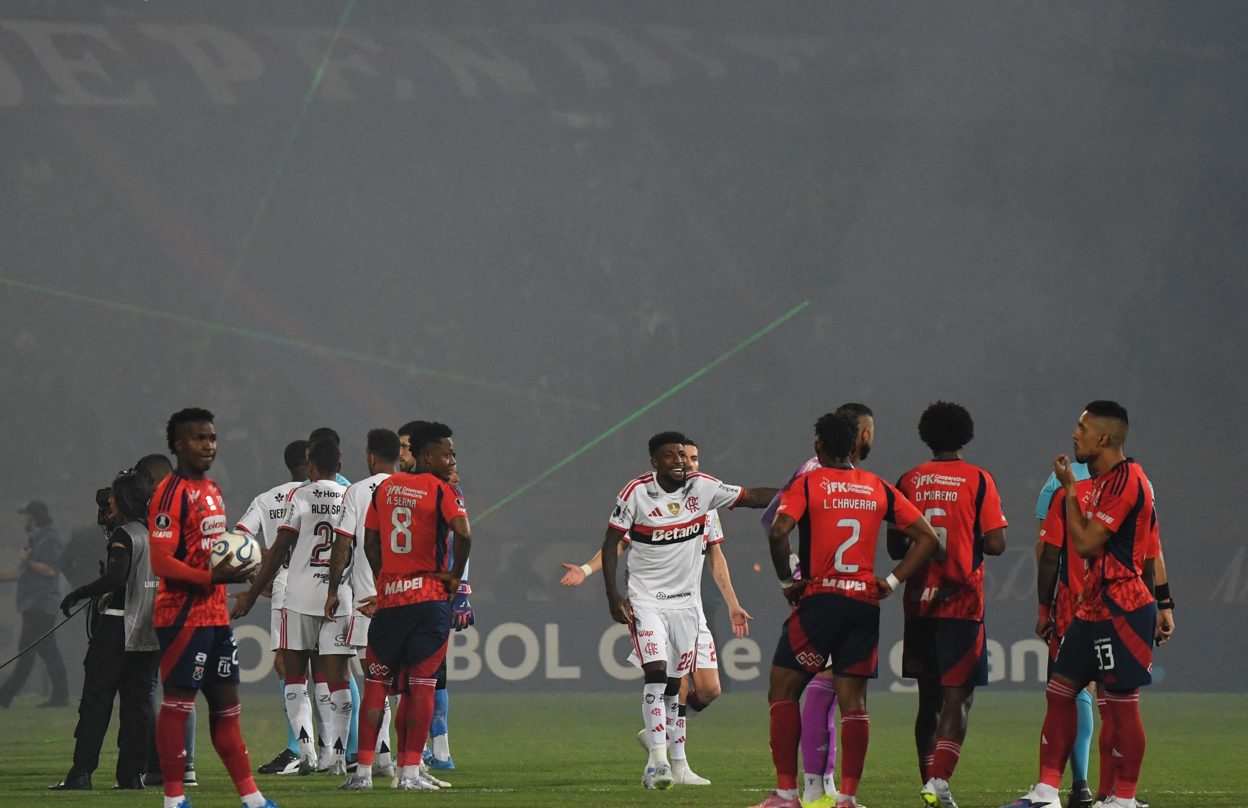 O que vai acontecer com jogo do Flamengo? Fortaleza ganhou pontos em jogo cancelado contra Colo-Colo