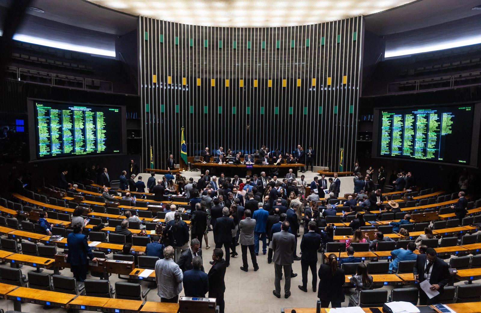 Câmara aprova projeto que tipifica crime de assassinato de idosos