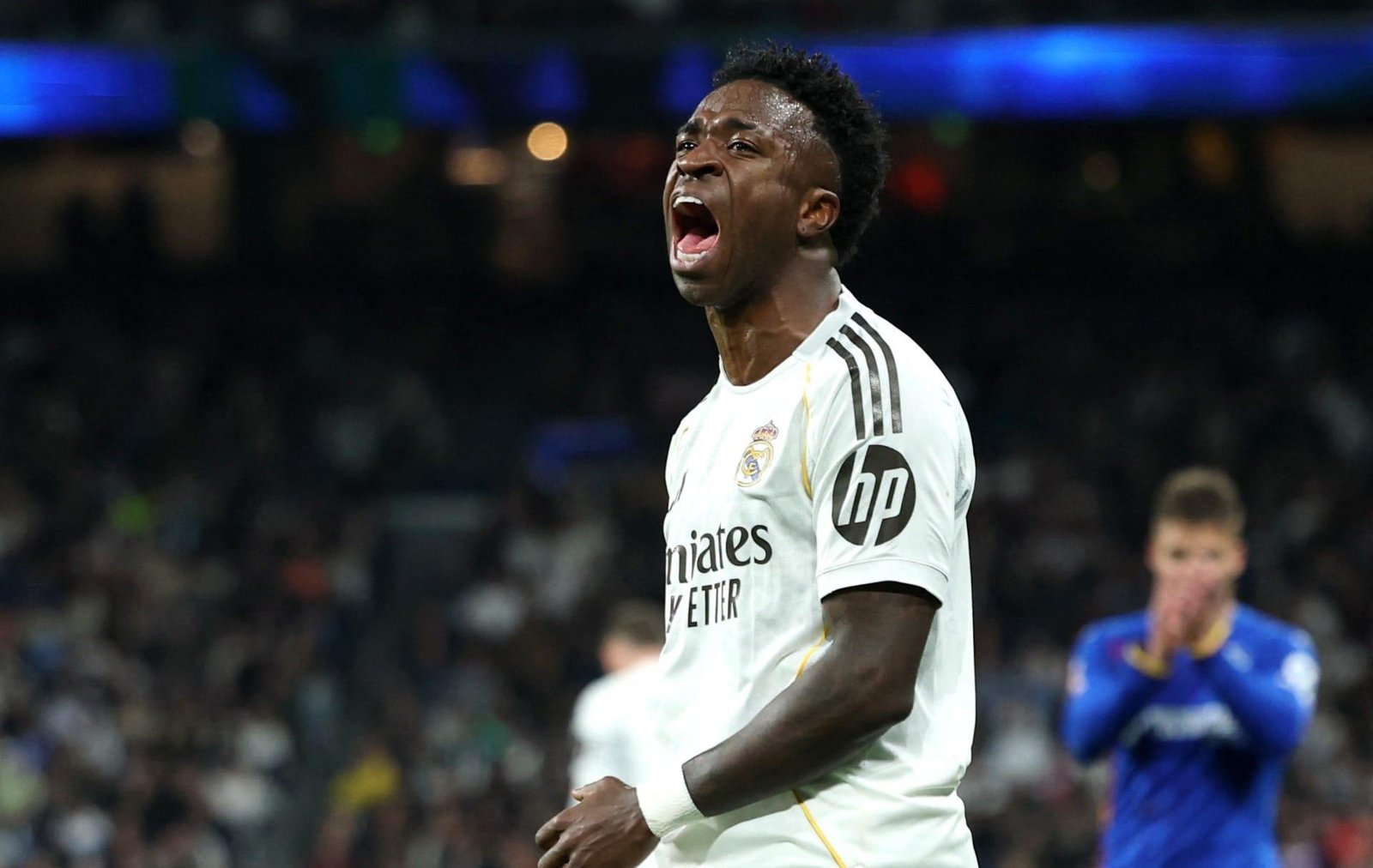 Real perde em casa e vê Barcelona abrir vantagem na liderança do Espanhol