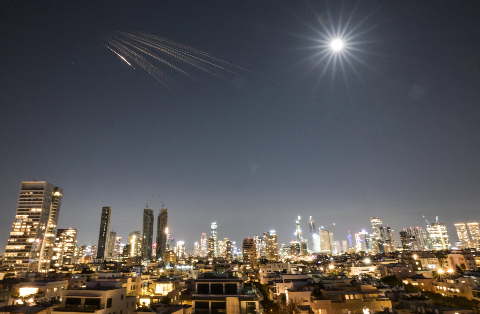 O que são mísseis de fragmentação, que Israel acusa o Irã de usar | G1