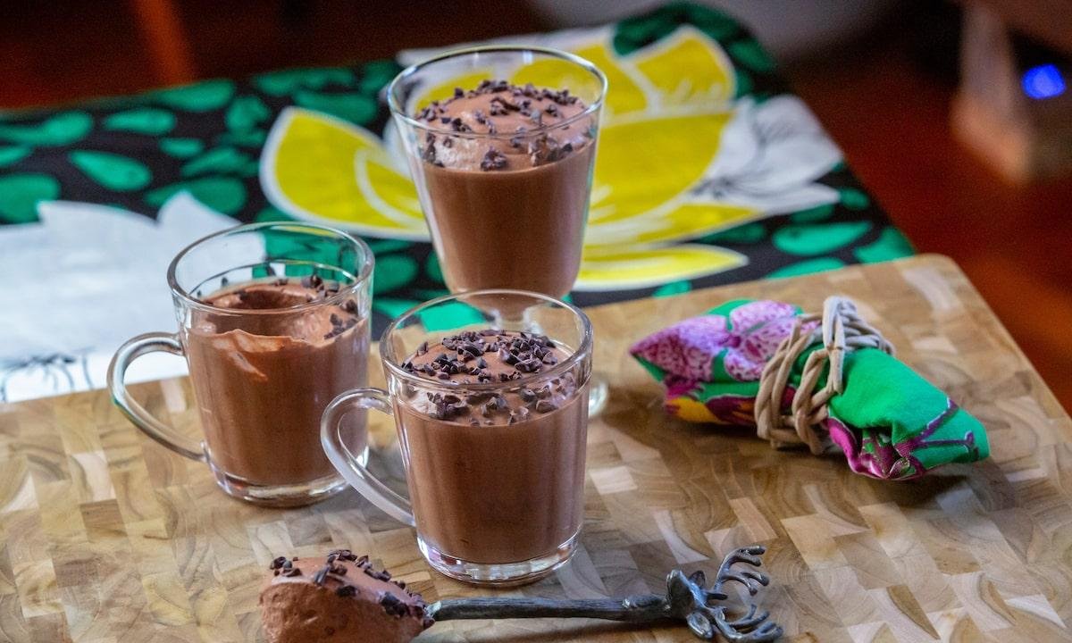 Receita fácil de mousse de chocolate do chef Lucas Corazza