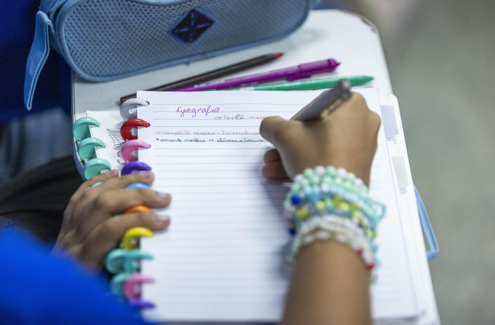 Mensalidade escolar sobe mais de 8% e puxa prévia da inflação em fevereiro