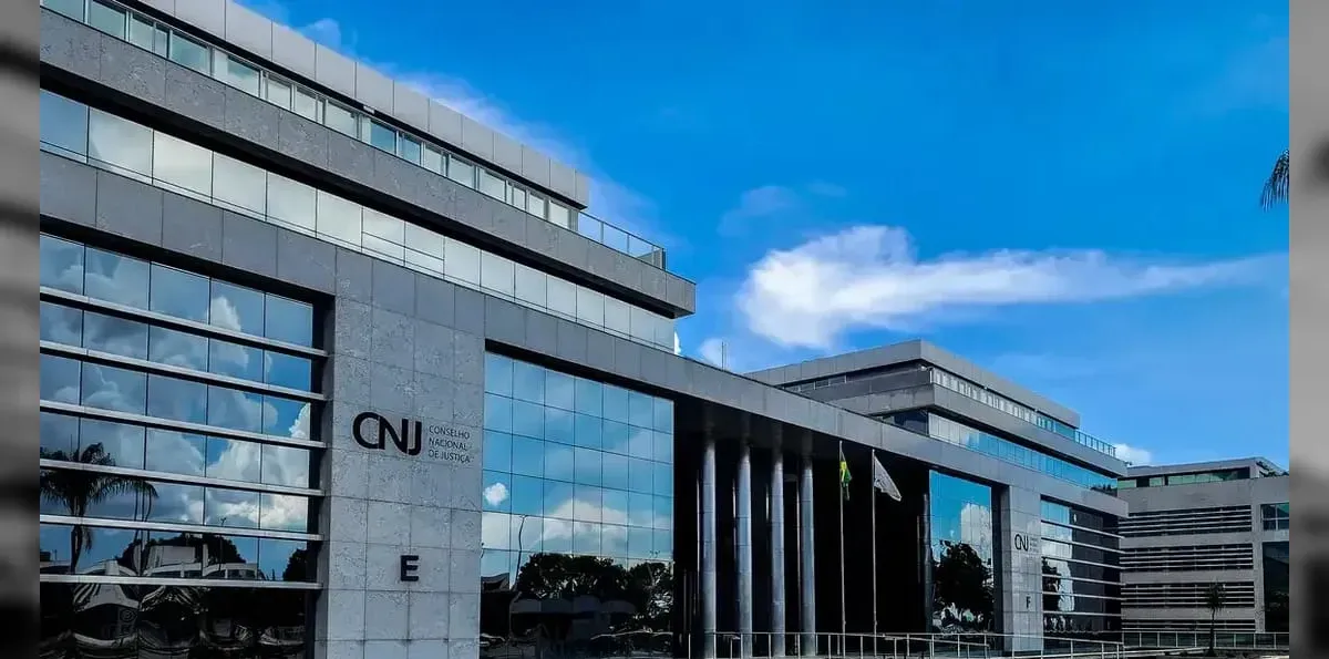 CNJ mantém afastamento e abre processos contra desembargadores