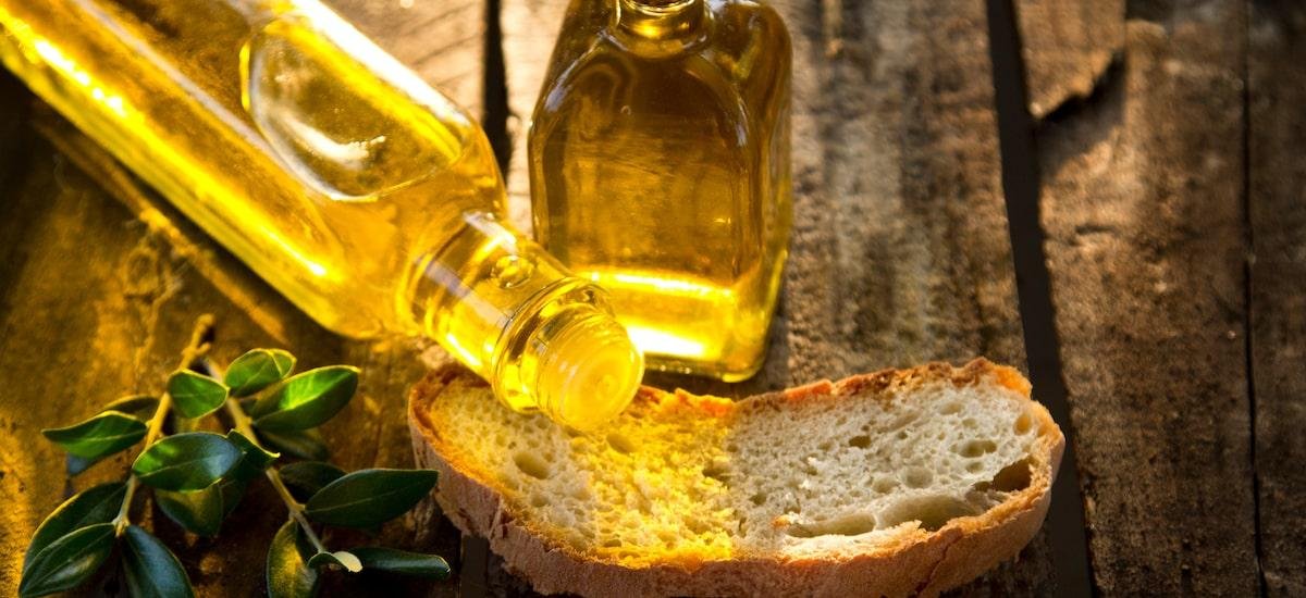 Azeite virgem x extravirgem: especialista revela qual vale mais a pena ter em casa