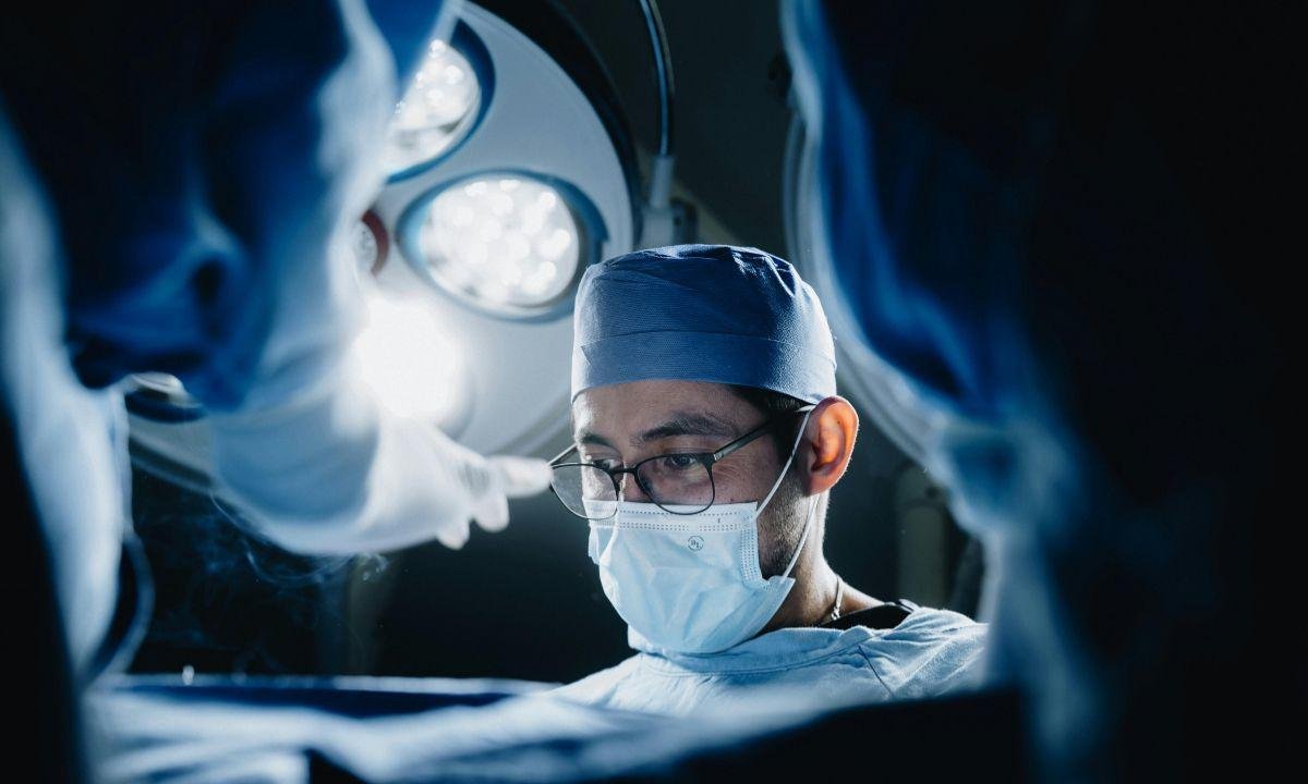 Hospital aciona antibombas após paciente chegar com projétil no ânus