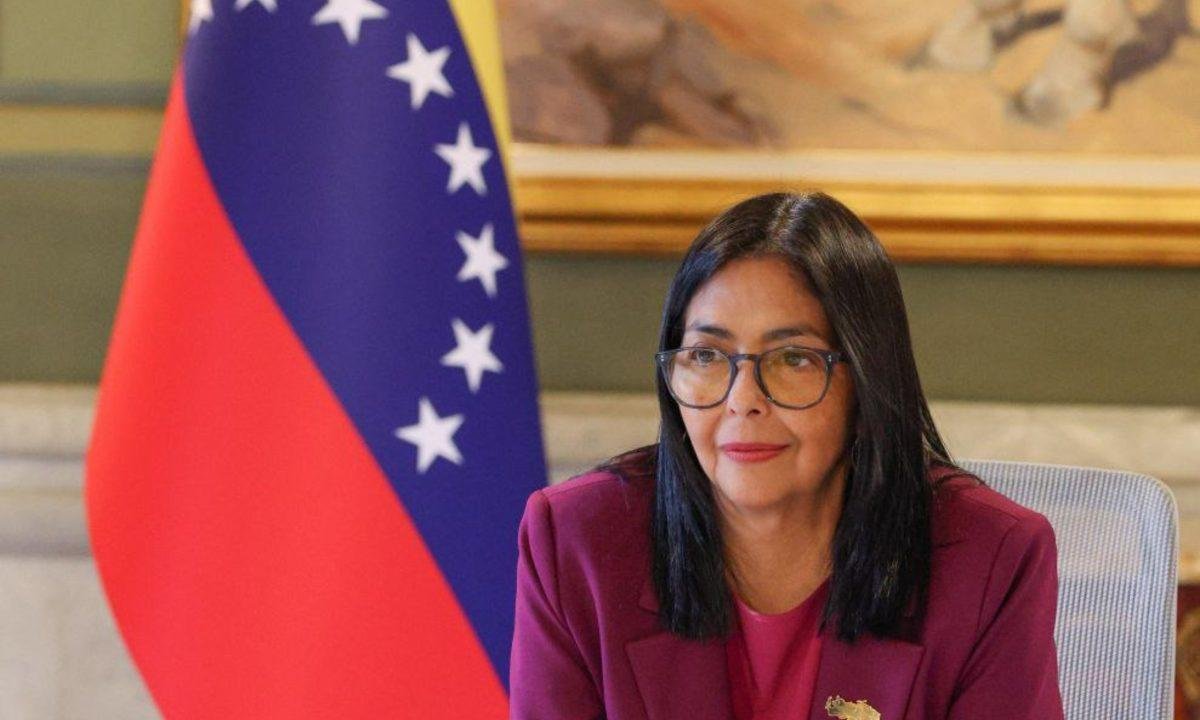 Venezuela passa por mudanças um mês após a captura de Maduro