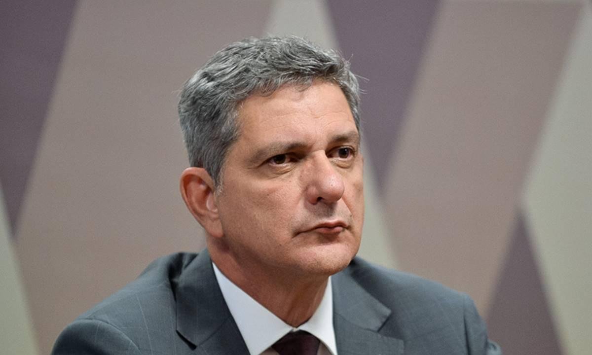 Governo quer levar "OAB da Medicina" ao plenário do Senado