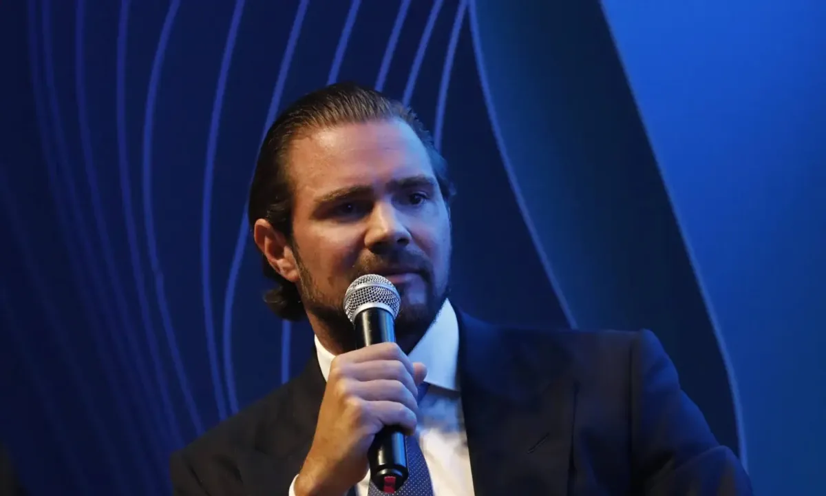 Master: defesa de Vorcaro nega tratativas para delação premiada