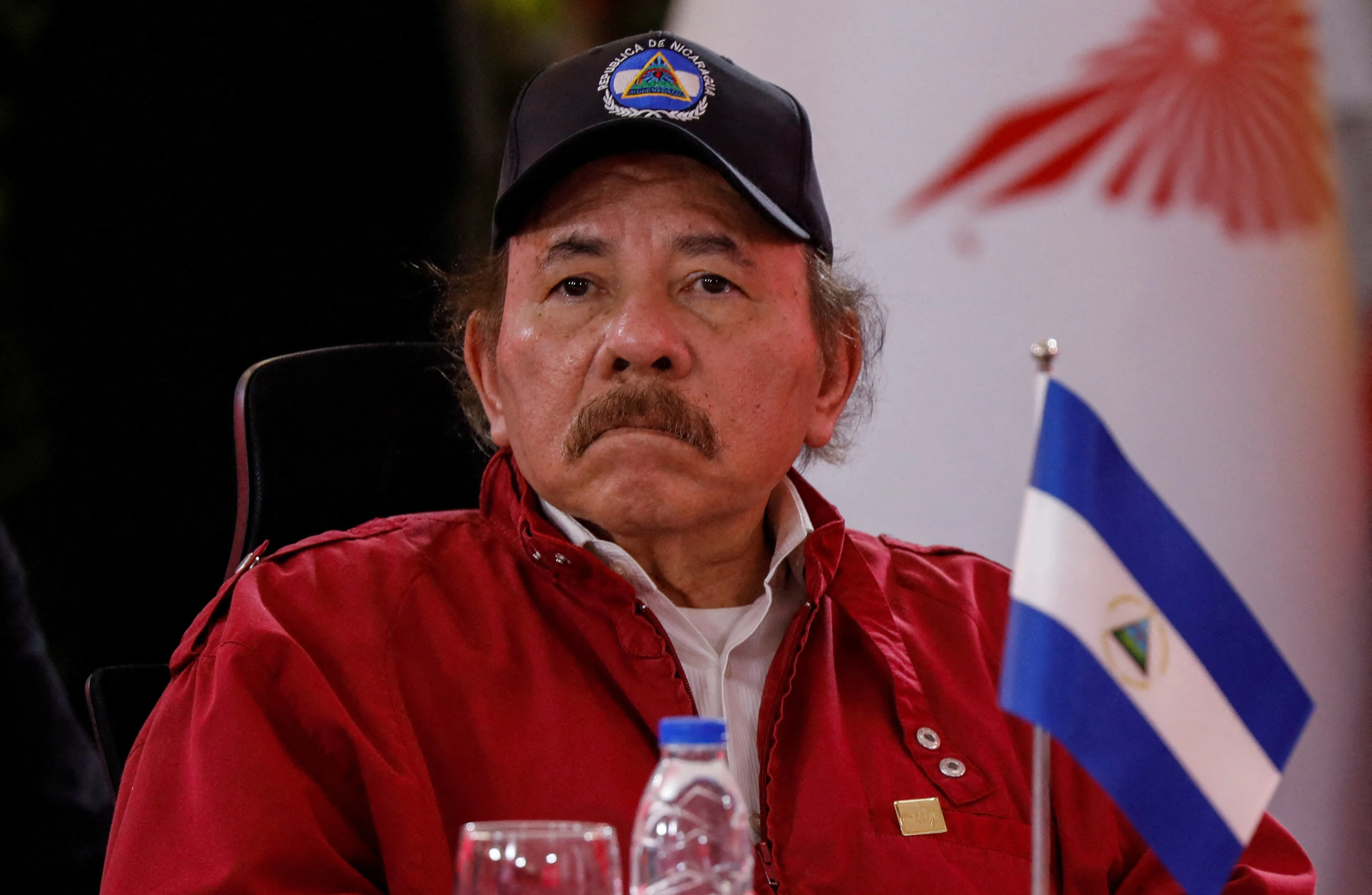 Presidente da Nicarágua anuncia fim das eleições no país