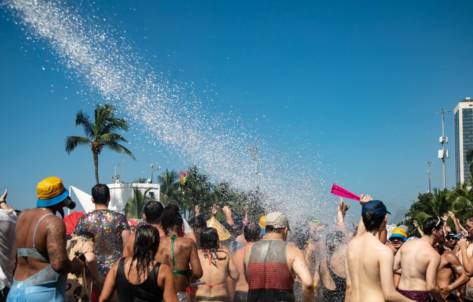 'Gripe Vampirinha': veja os sinais de alerta com o aumento da infecção 2 semanas do pós-carnaval